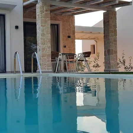 Aparthotel Astrum Luxury Vourvourou