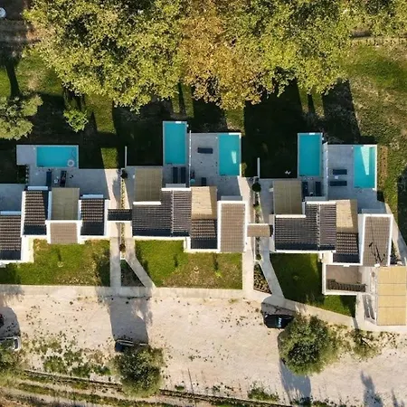 Astrum Luxury Aparthotel
