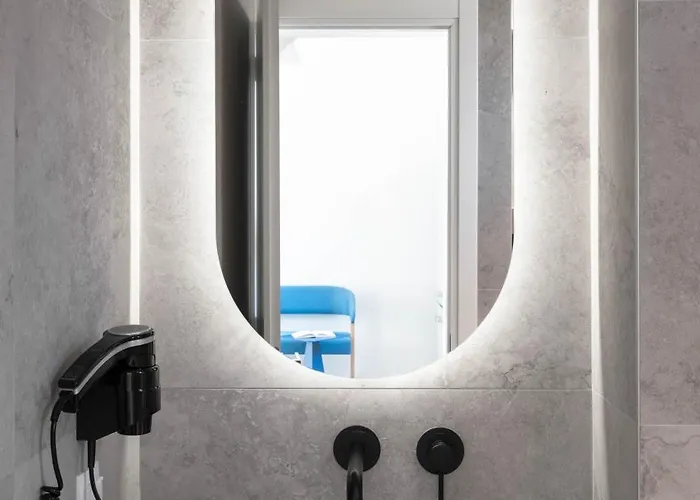 Astrum Luxury Apart-hotel 4*