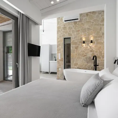 Astrum Luxury Ξενοδοχείο με διαμερίσματα 4*