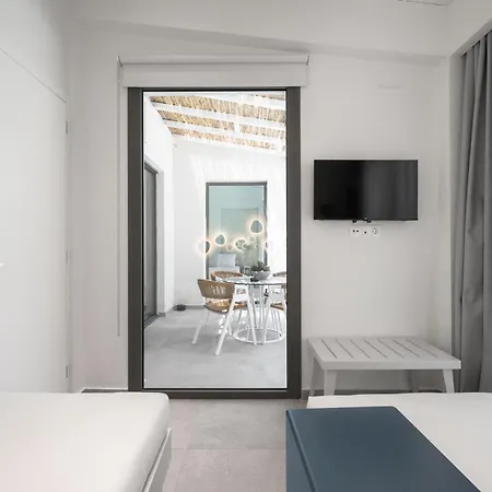 Ξενοδοχείο με διαμερίσματα Astrum Luxury